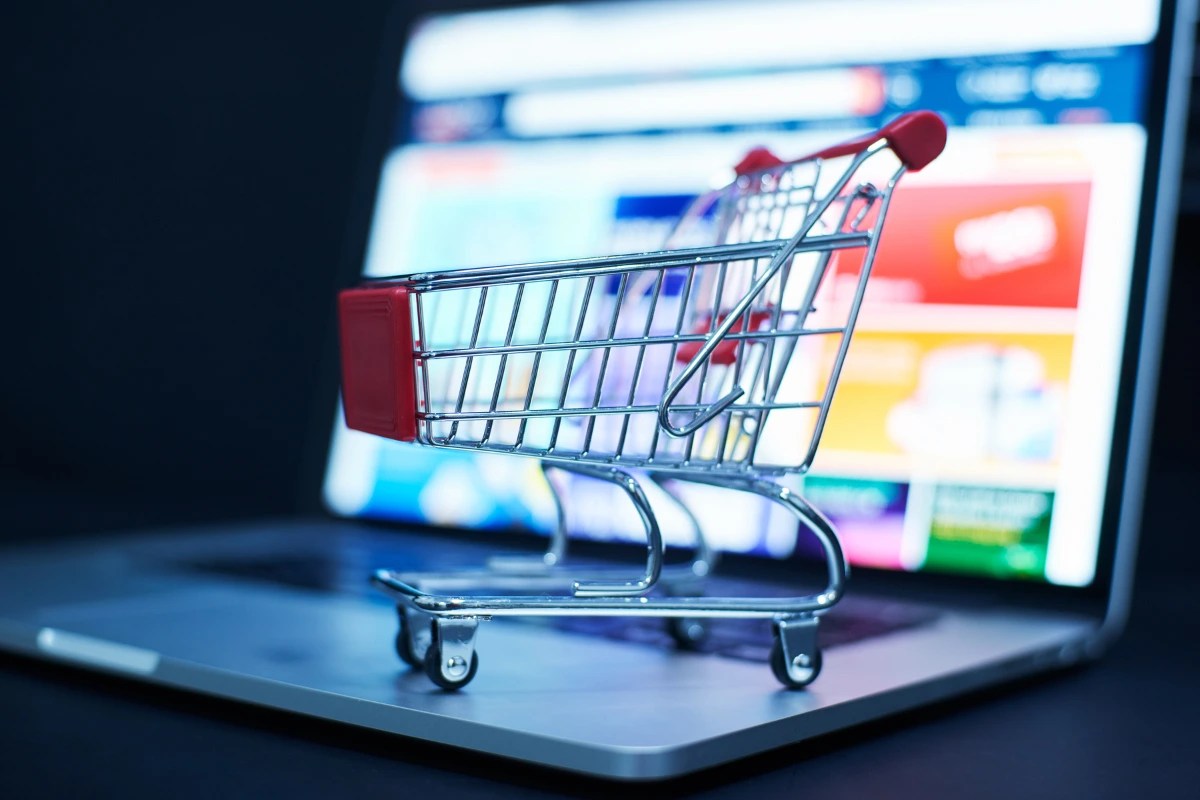 Schematy i przykłady User Generated Content w marketingu